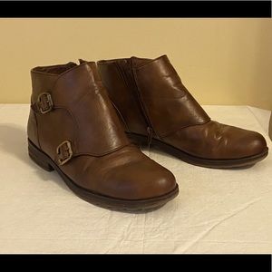 Naturalizer brown ankle boots, 12